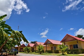 Sermsuk Resort,Pak Nam Pran>>Hua Hin,3 star