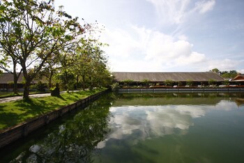 the farm resort and restaurant