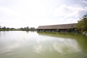 the farm resort and restaurant