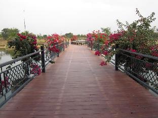 the farm resort and restaurant