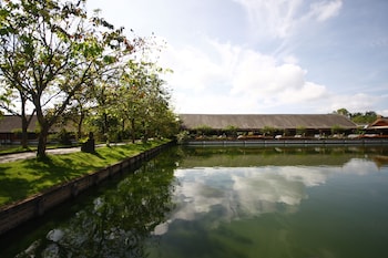 the farm resort and restaurant