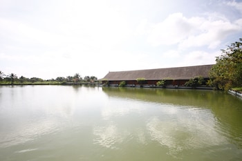 the farm resort and restaurant