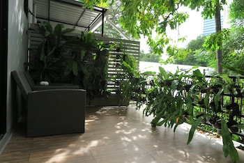 v20boutique jacuzzi hotel