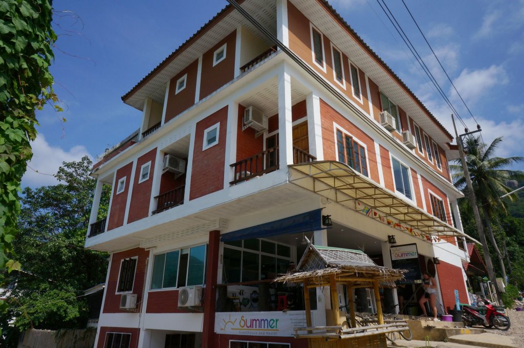 summer guesthouse and hostel