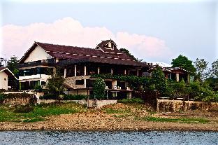 phornpailin riverside resort