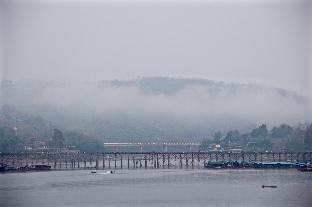 Phornpailin Riverside Resort,Sangkhla Buri>>Nong Lu,3 star