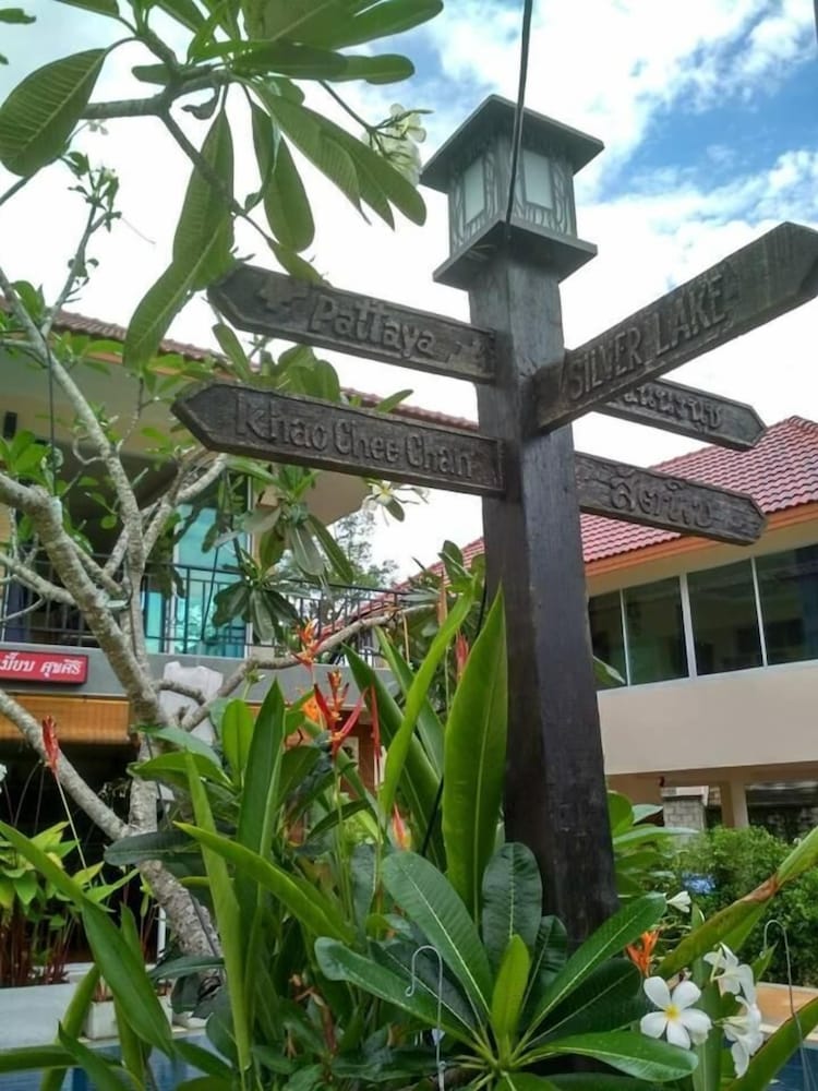 baan sooksiri bangsaray