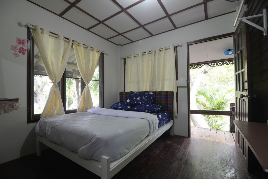 Phuzai Kaew Resort,Wang Nam Khiao>>Ban Khlong Krathon,3 star