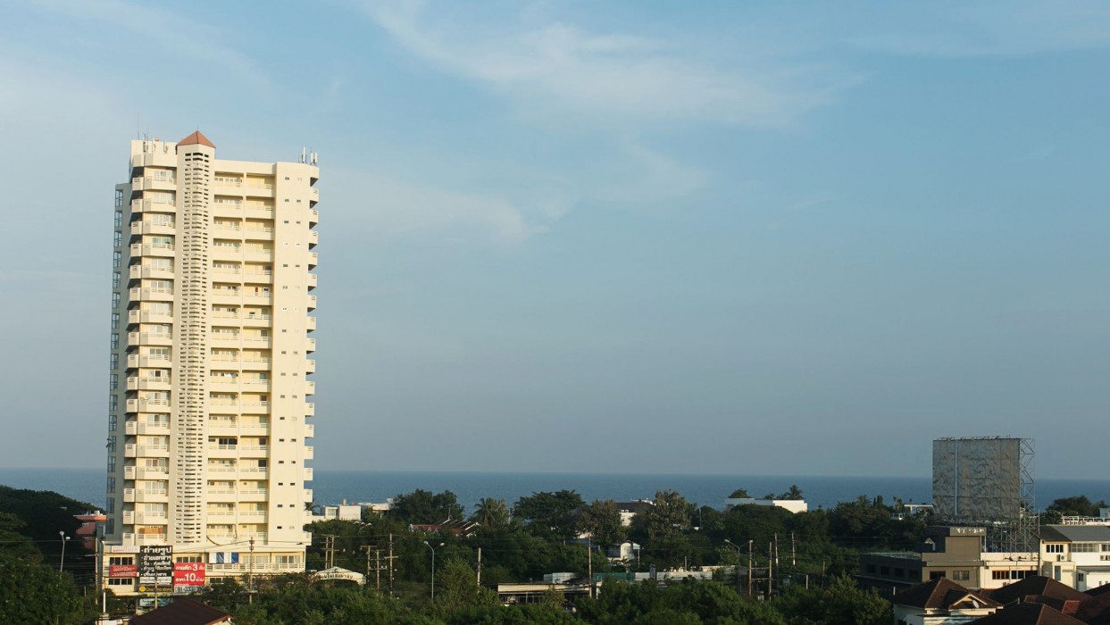 b2 hua hin premier hotel