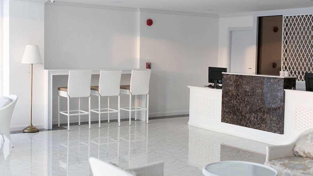 b2 hua hin premier hotel