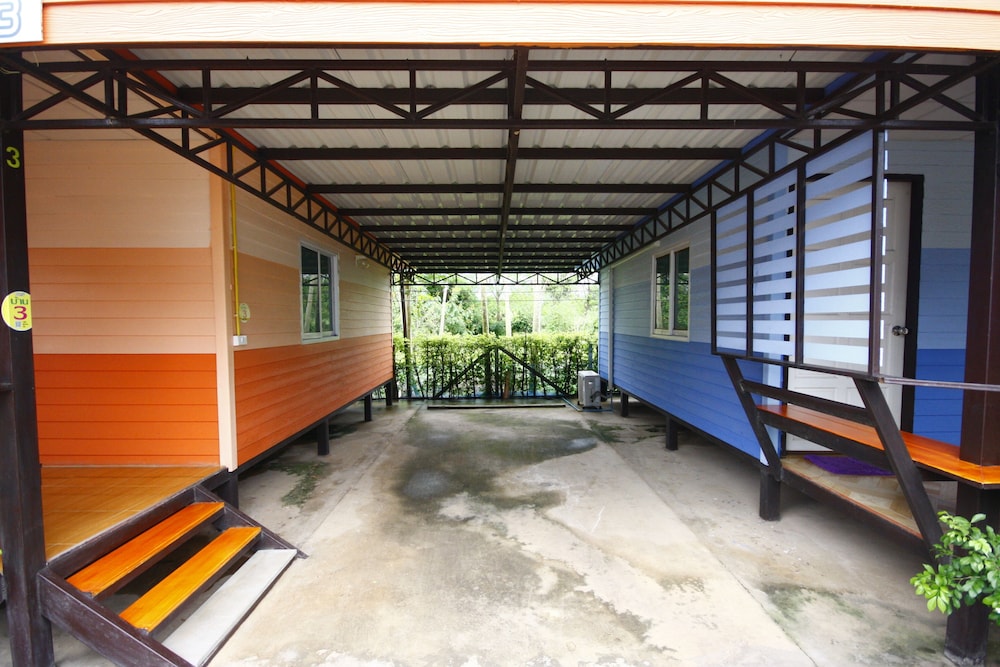 Hi Tech Resort,Prachin Buri>>Kabin Buri,3 star