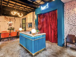 prince theatre heritage stay hostel silom