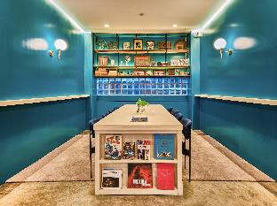 prince theatre heritage stay hostel silom