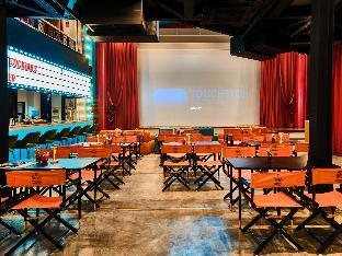 prince theatre heritage stay hostel silom