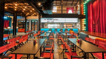 prince theatre heritage stay hostel silom