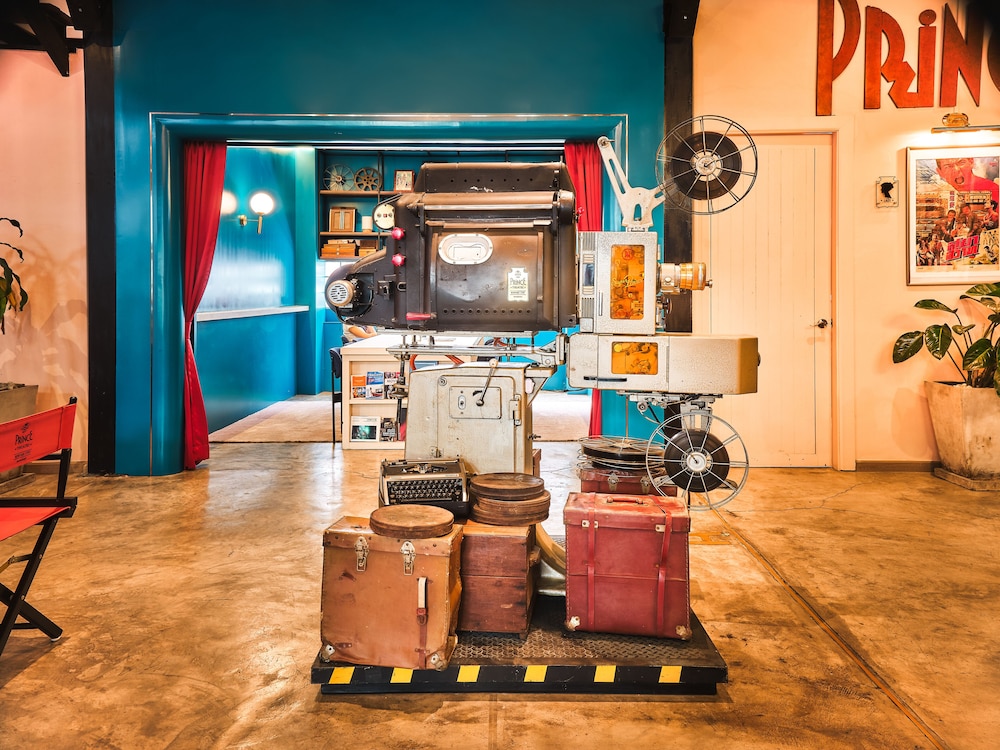 prince theatre heritage stay hostel silom