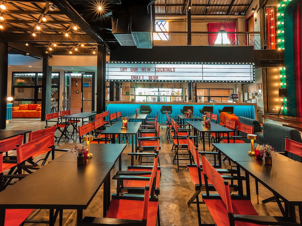 prince theatre heritage stay hostel silom