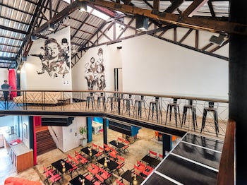 Prince Theatre Heritage Stay Hostel - Silom,Silom>>Bangkok,3 star