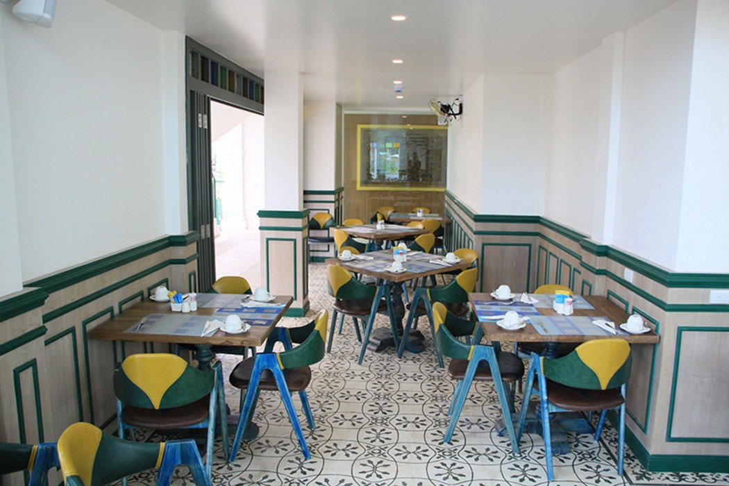 supicha pool access hotel