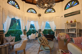 supicha pool access hotel