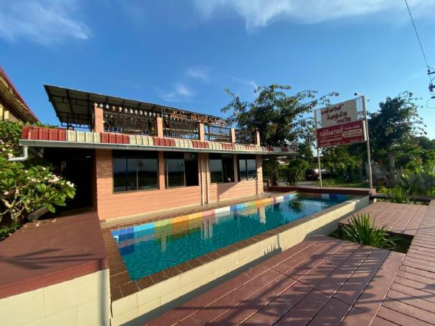 rapeepong resort nanthai