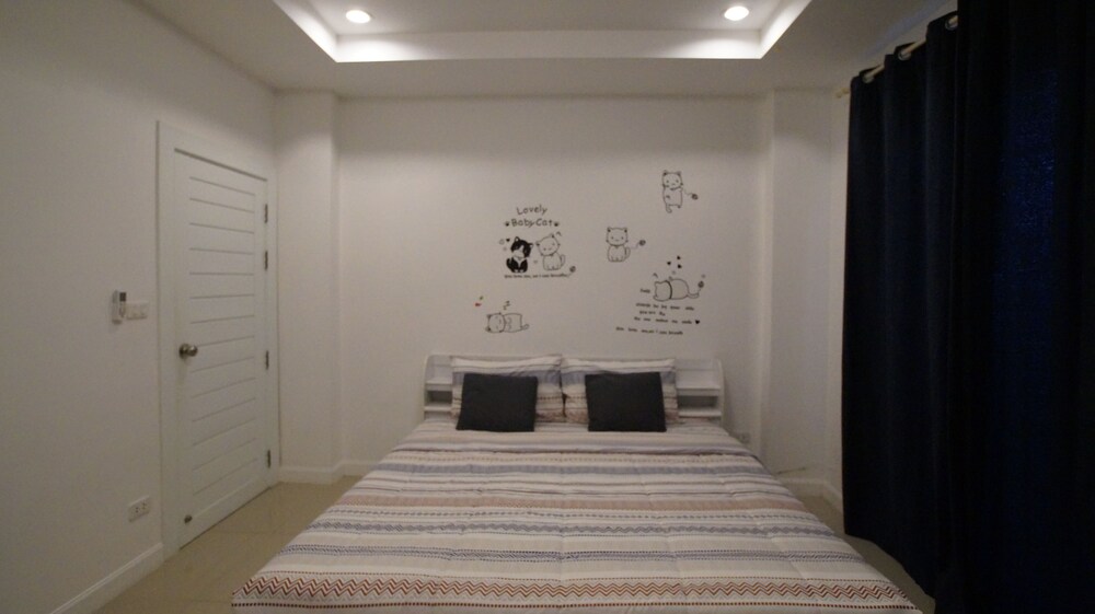 baan rolita pool villa hua hin