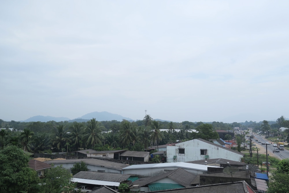 good morning hotel at takuapa