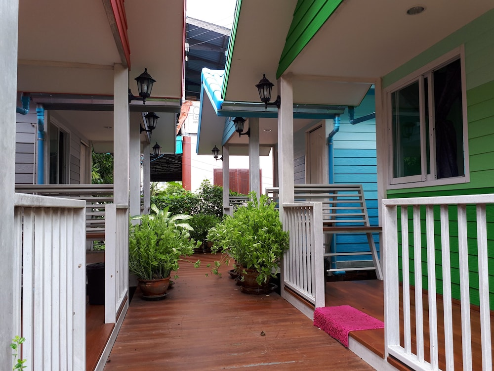 Se Sun Amphawa,Samut Songkhram>>Amphawa,3 star