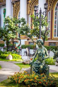 pingdoi hualin boutique hotel