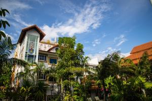pingdoi hualin boutique hotel