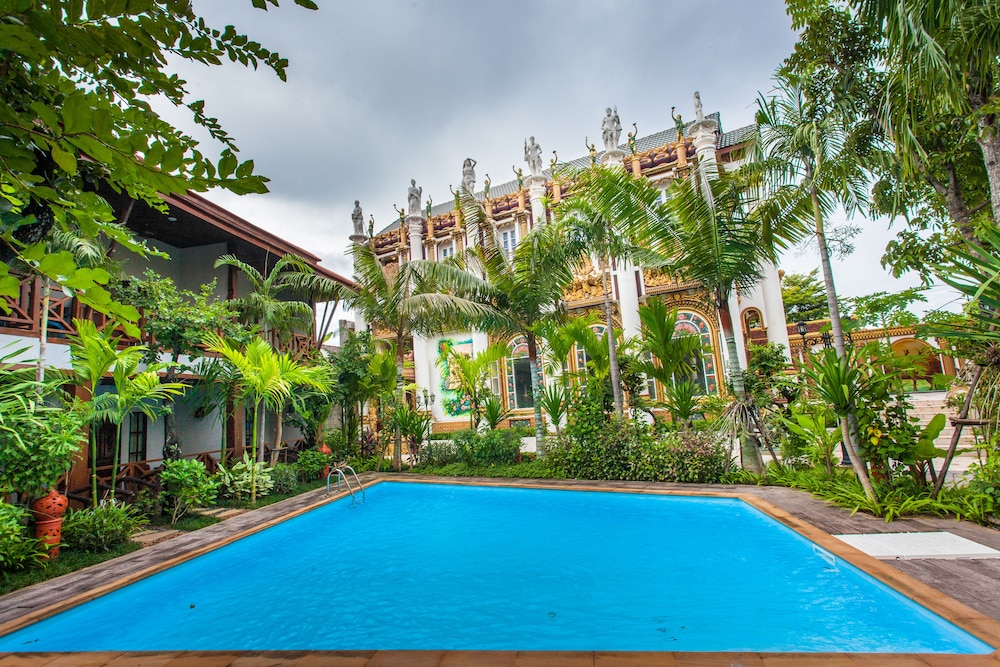 pingdoi hualin boutique hotel