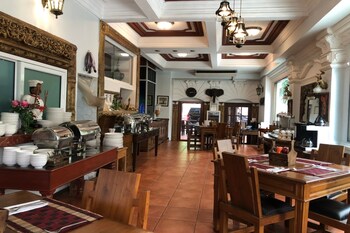 pingdoi hualin boutique hotel