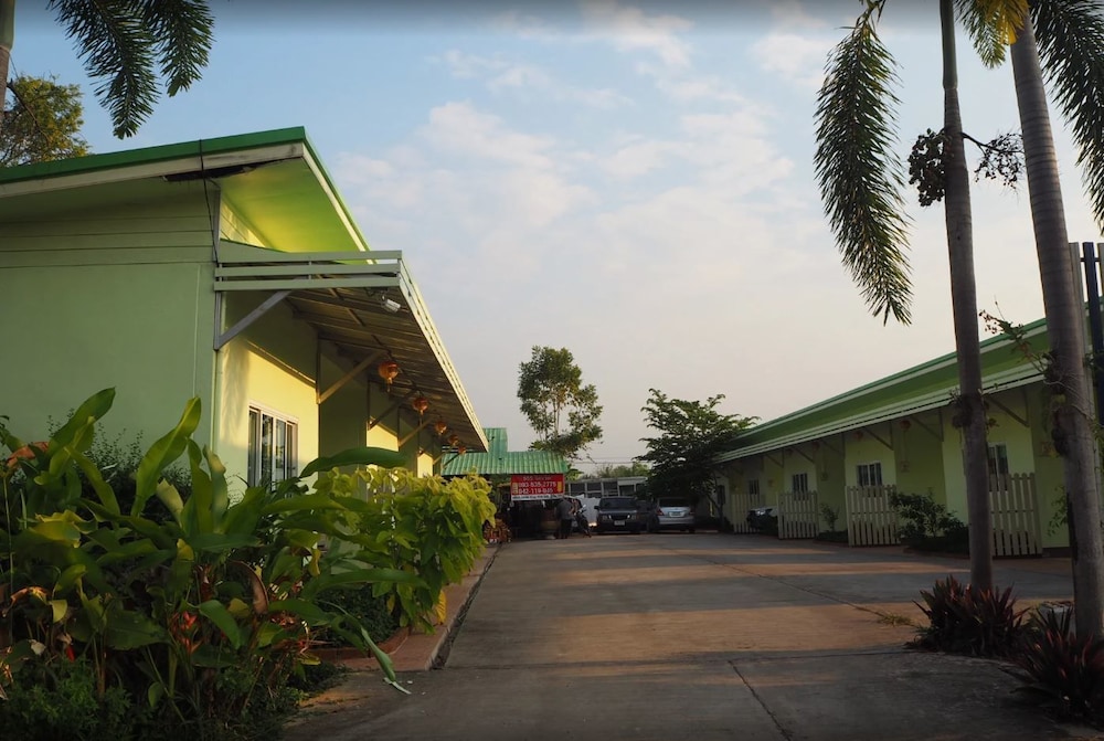 555 resort