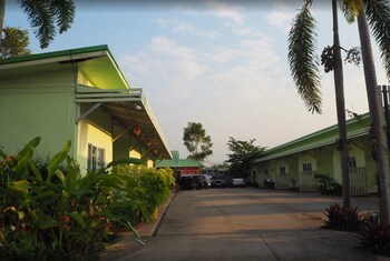 555 resort