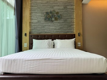 la isla pranburi beach resort