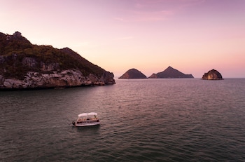 la isla pranburi beach resort