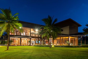 la isla pranburi beach resort