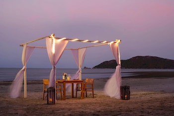 la isla pranburi beach resort