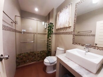 baan bua sawhan pool villa hua hin