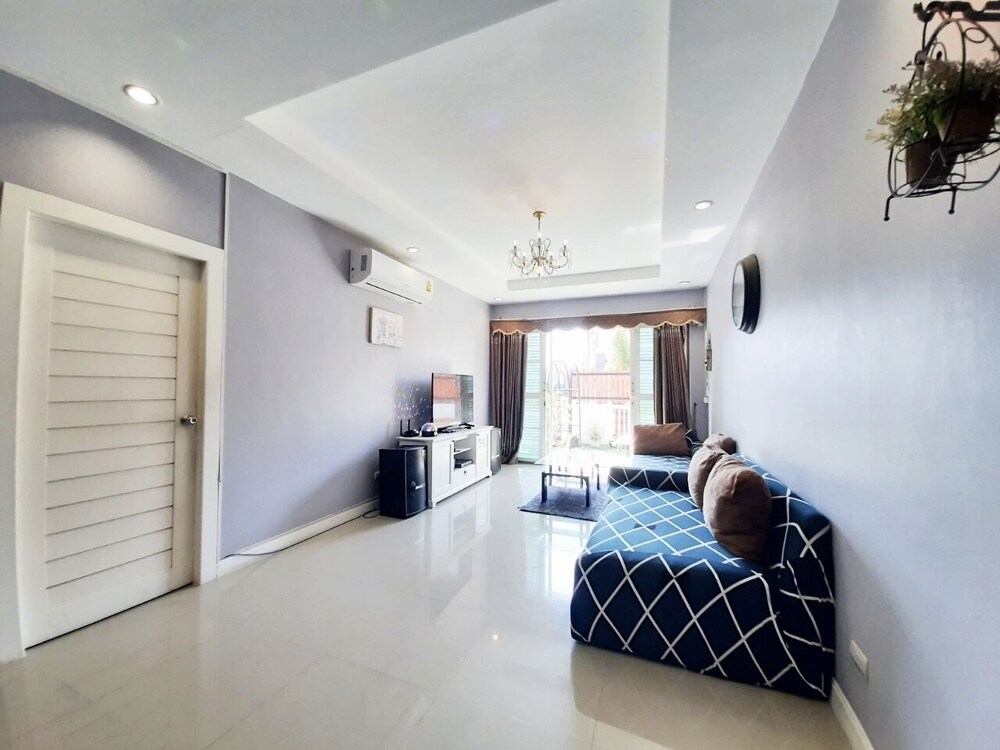 baan bua sawhan pool villa hua hin
