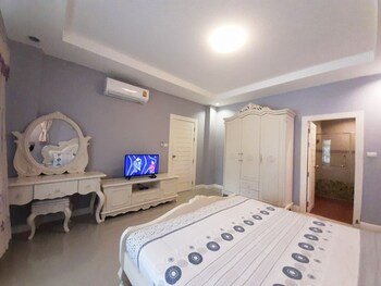 baan bua sawhan pool villa hua hin