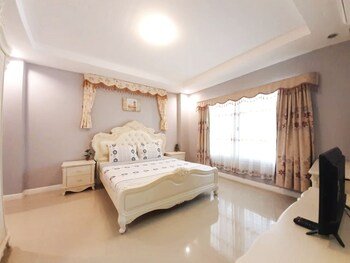 baan bua sawhan pool villa hua hin