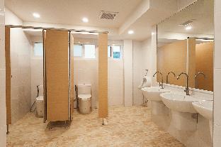 happy hostel