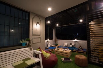 pamahouse boutique hostel