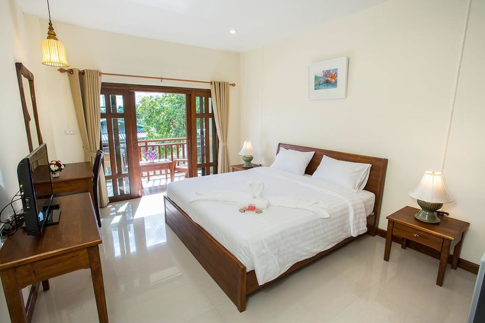 oh amphawa boutique resort