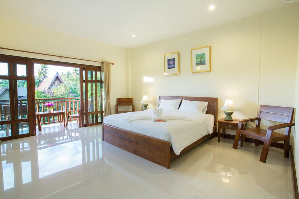oh amphawa boutique resort