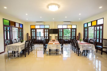 oh amphawa boutique resort