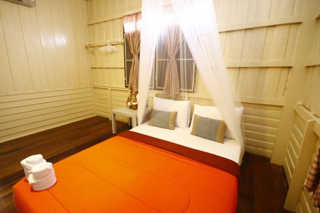 baan khun yaai mai khun ta