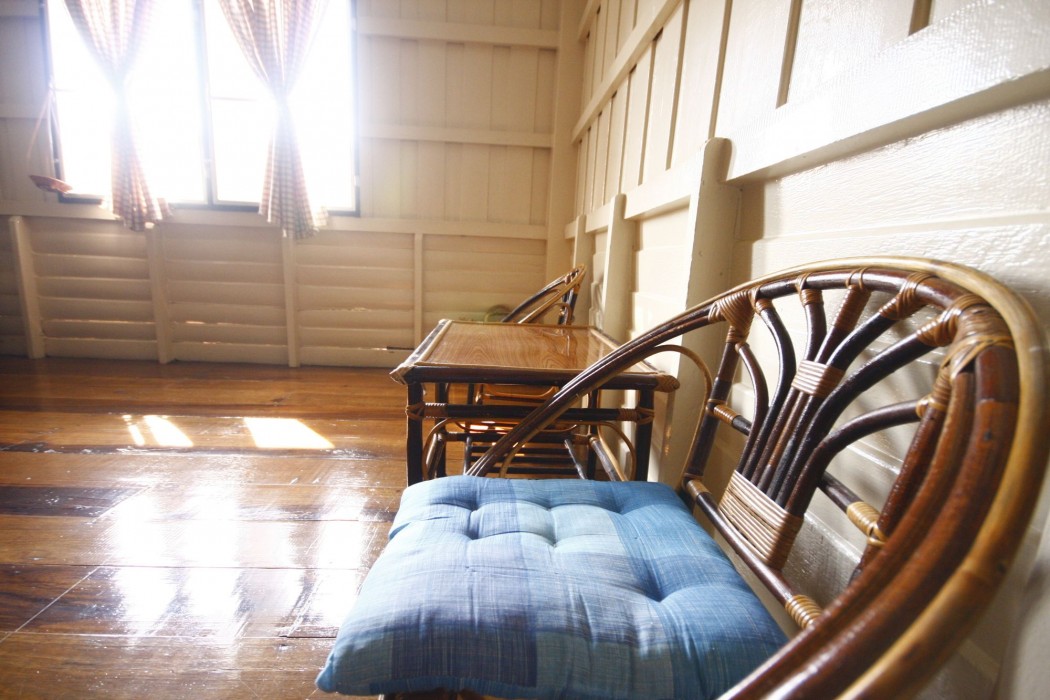 baan khun yaai mai khun ta