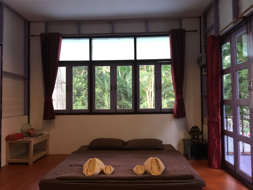 baan phor bangkontee